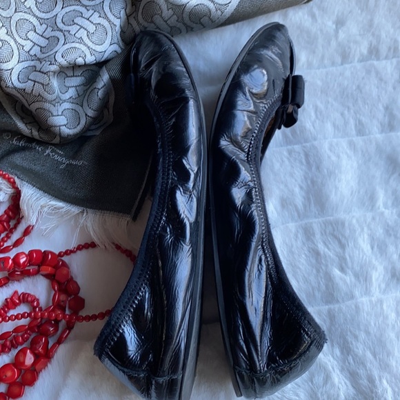 Salvatore Ferragamo Black Ballet Flats size 8.5 - Picture 6 of 7
